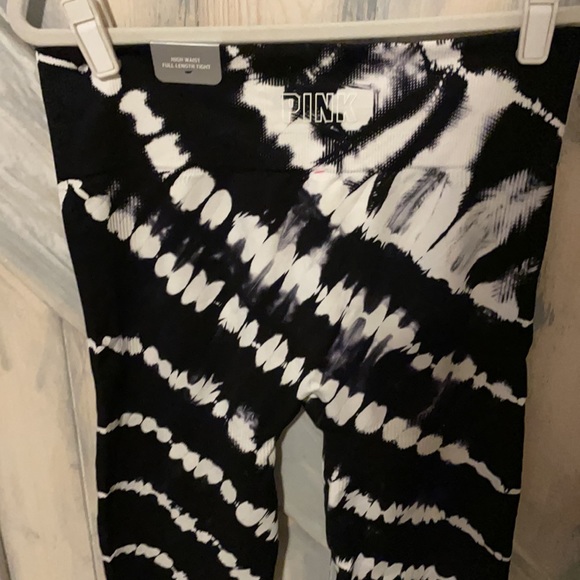 Leggings - Picture 2 of 5